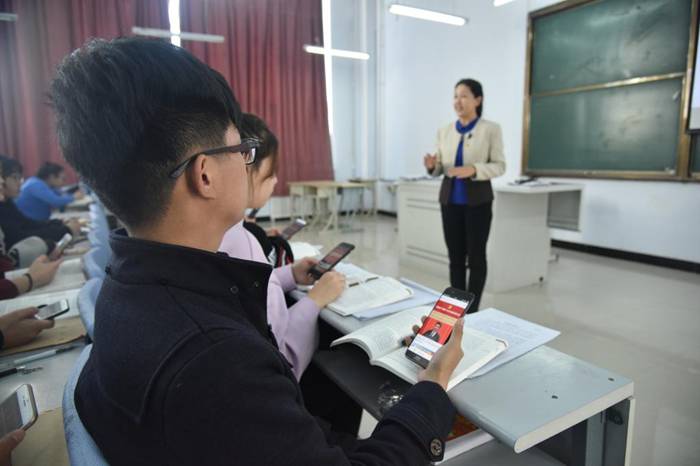 http://www.hhhxy.cn/__local/B/F5/A4/80C9C41B5B2A2A78E753D9E02E5_062EAE06_F67E.jpg